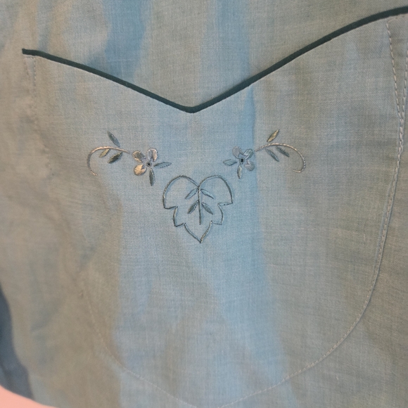 Vintage Cowgirl Teal Floral Blouse - Picture 2 of 7